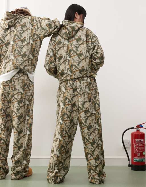 Reclaimed Vintage unisex sweatpants in camo print - part of