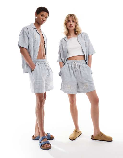 Reclaimed Vintage Unisex – Szorty bokserki o luźnym kroju w niebieską kratkę z haftowanym wzorem, część zestawu