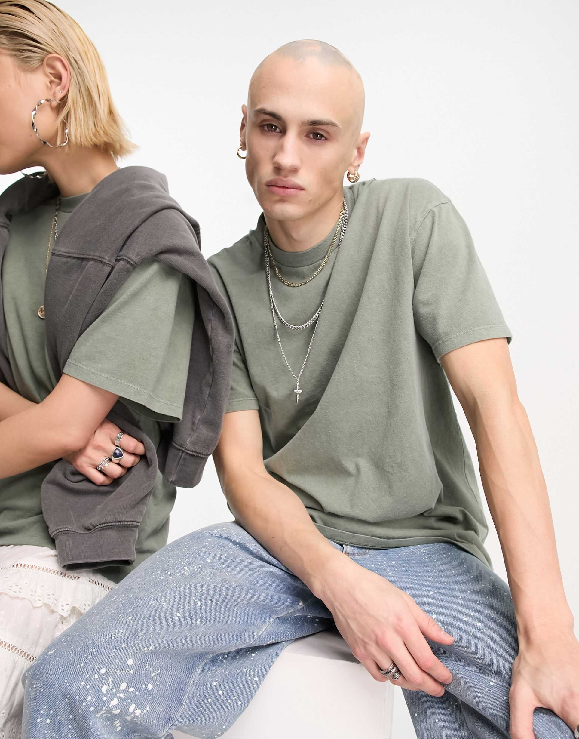 Reclaimed Vintage unisex t-shirt in washed khaki view 2