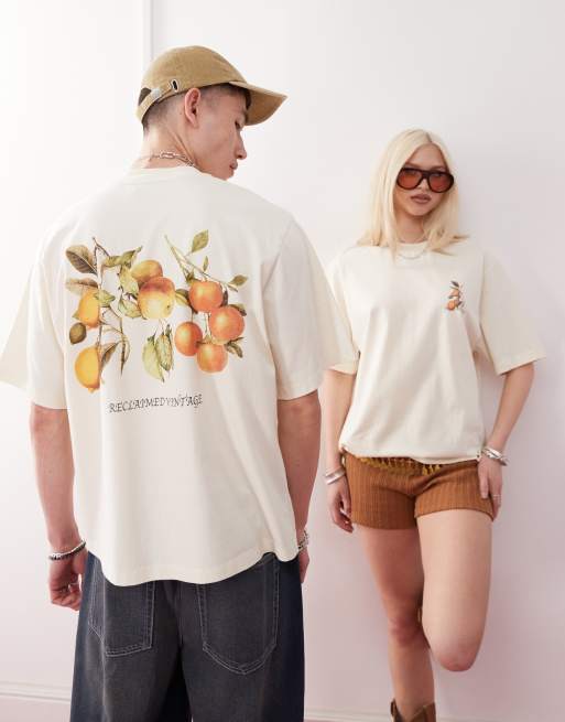 Reclaimed Vintage Unisex – T-shirt w kolorze ecru o krótkim pudełkowym kroju z nadrukiem owoców na plecach