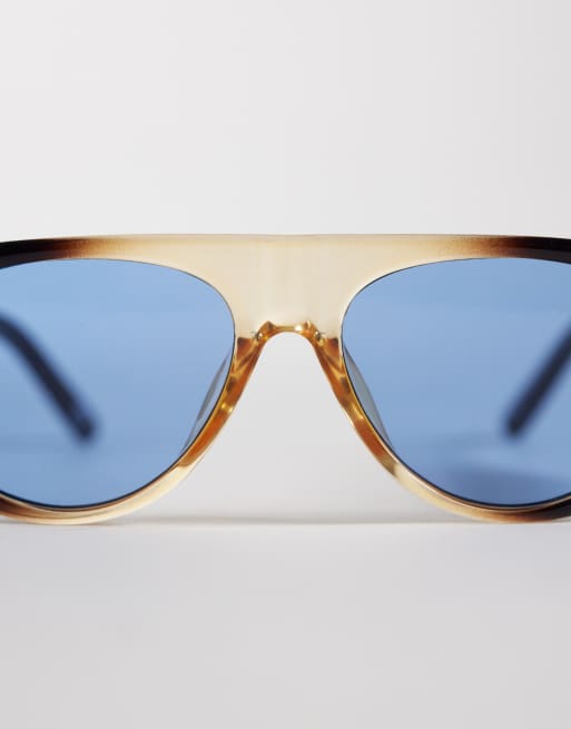 Reclaimed Vintage unisex visor aviator with dark blue lens in ombre grey, 2 of 3