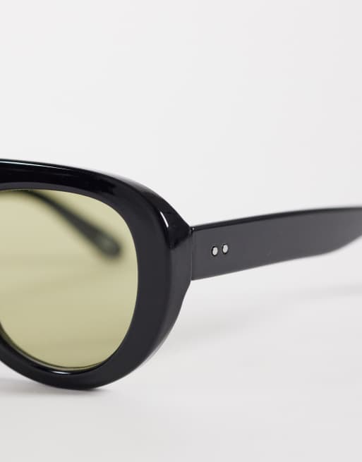 Reclaimed Vintage unisex visor aviator with green lens in black, 2 of 3