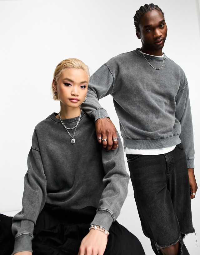 Reclaimed Vintage unisex washed sweatshirt in charcoal