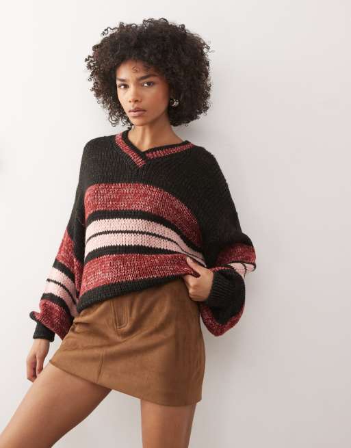 Reclaimed Vintage v-neck knitted jumper with stripe in black