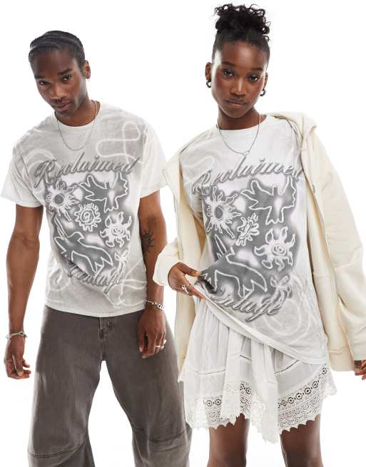Reclaimed Vintage – Verwaschenes Unisex-T-Shirt mit Oversize-Schnitt und Spray-Grafikprint