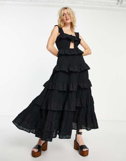 Reclaimed Vintage - Vestito grembiule lungo nero a balze 