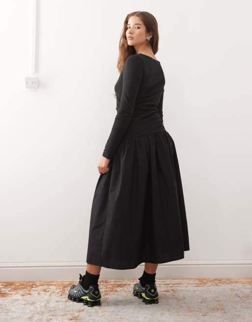 Reclaimed Vintage - Vestito midi a maniche lunghe nero con gonna a contrasto e arricciature, 4 di 4