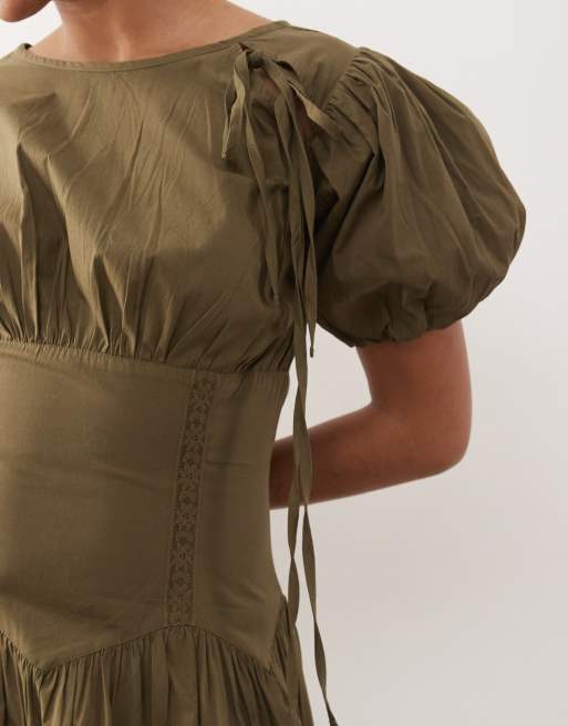 Reclaimed Vintage - Vestito midi verde con maniche a sbuffo e allacciatura sul davanti, 2 di 4