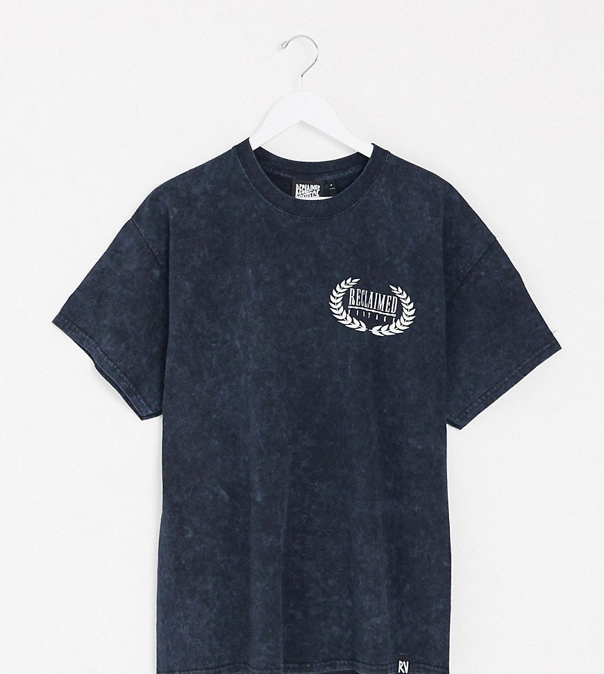 Reclaimed Vintage – Vintageinspirerad fläckig t-shirt med logga-Svart