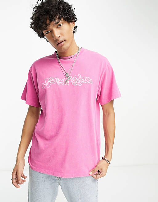 Reclaimed Vintage wavy logo t-shirt in pink | ASOS