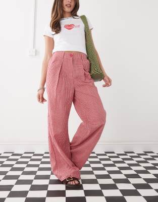 Reclaimed Vintage - Weite, elegante Hose in Leinenoptik mit rot-weißen Vichy-Karos-Bunt