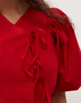 Thumbnail 2 of 4
