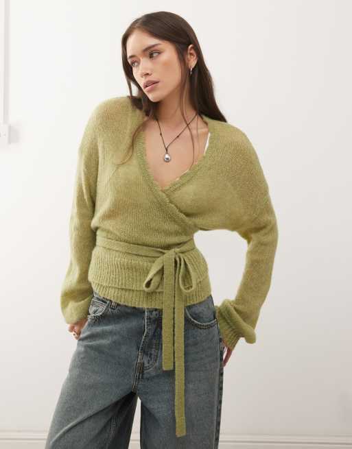 Reclaimed Vintage – Wickel-Strickjacke in Salbeigrün 