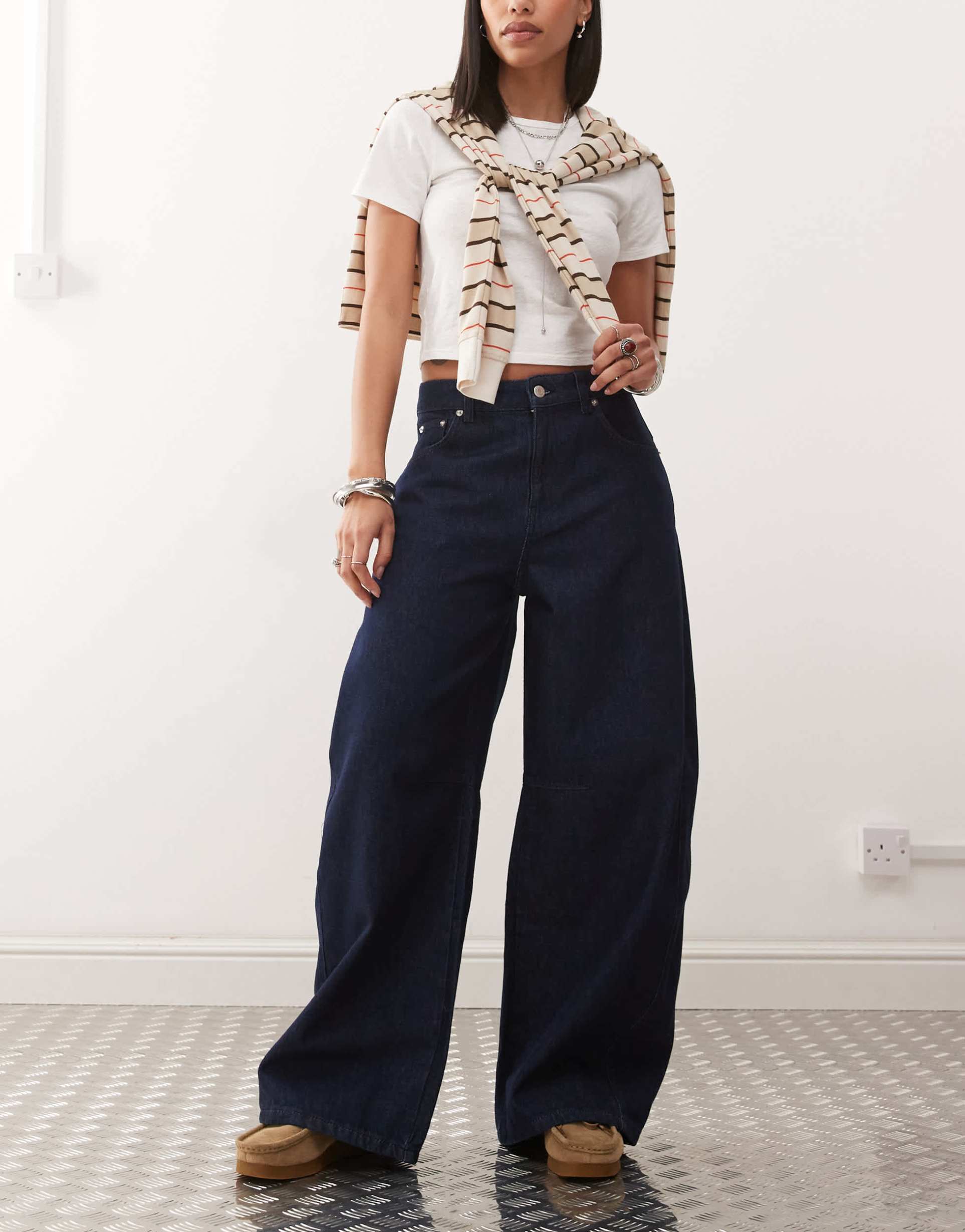 reclaimed vintage wide leg barrel jeans in indigo rinse wash