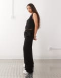 [Reclaimed Vintage] Reclaimed Vintage wide leg relaxed linen blend pants in black 10 BLACK