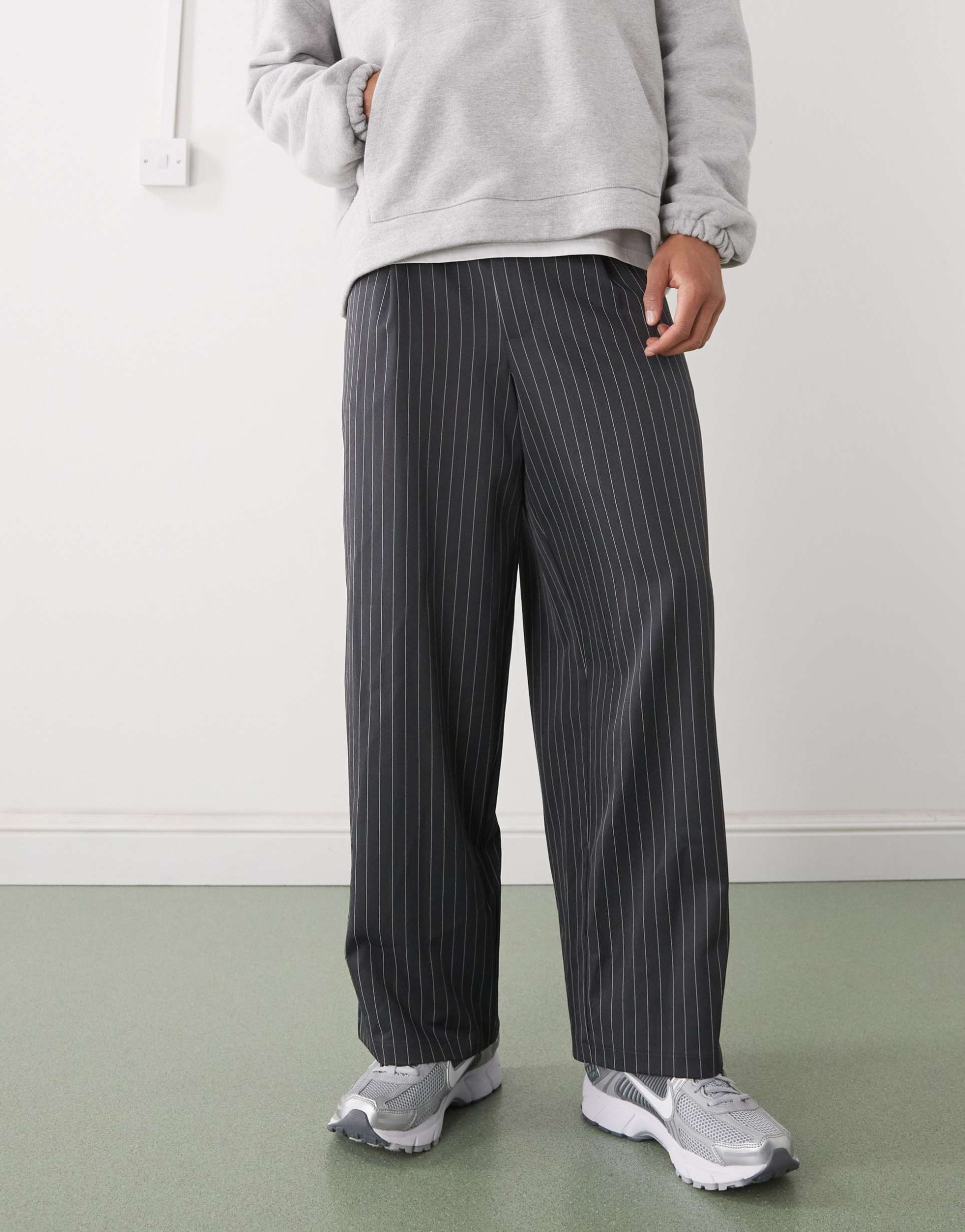 reclaimed vintage wide leg tailored pants in gray pinstripes
