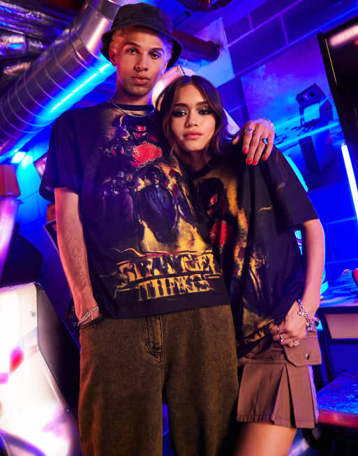 Reclaimed Vintage x Stranger Things - Unisex - T-shirt med grafisk karakterprint