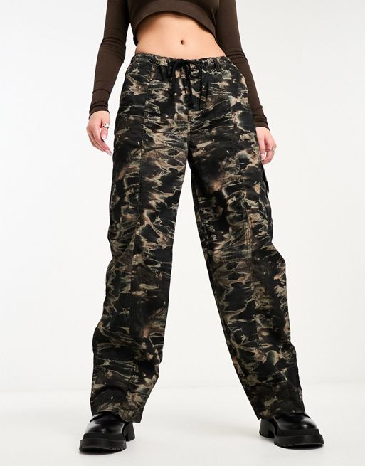 Rogue Crop Pants - Women's - Urban Black Camo