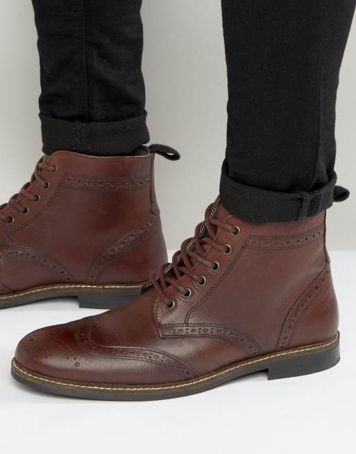 Red Tape – Brogueboots