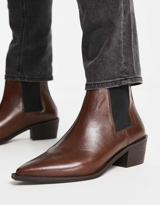 Red Tape – Bruna chelseaboots i läder och cowboystil med klackar