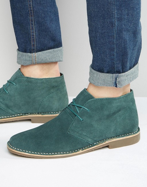 https://images.asos-media.com/products/red-tape-desert-boots/6772565-1-blue?$XXL$&amp;wid=513&amp;fit=constrain