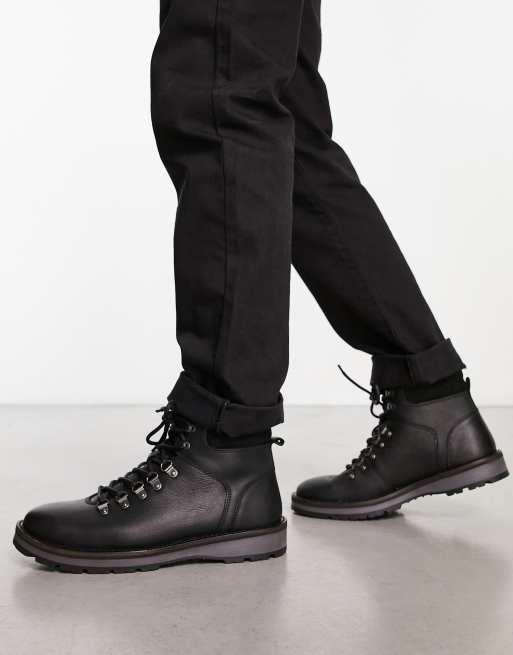 Red Tape faux fur lined outdoors boots in black leather | ASOS