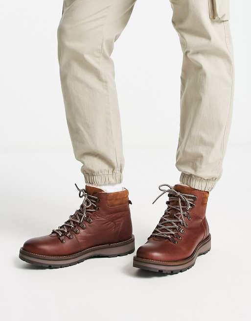 Red tape cheap boots for mens