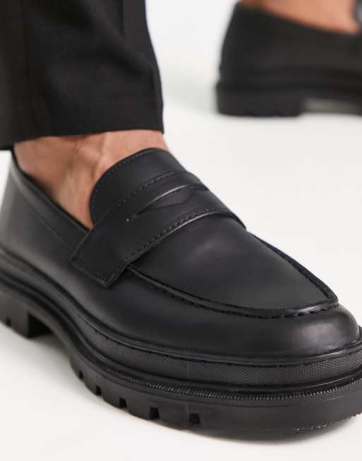 Red Tape – Mattsvarta pennyloafers i läder med grov sula, 3 av 4