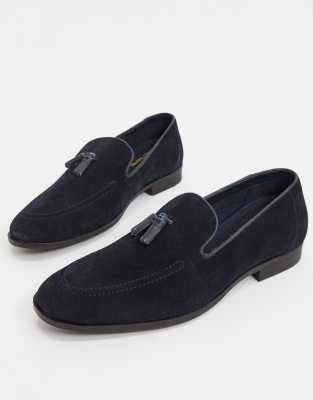 red tape white loafers