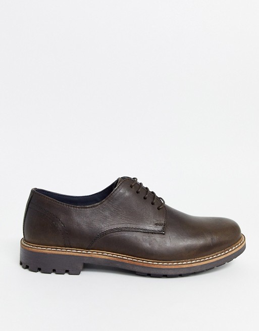 Red Tape wax leather lace up shoe in brown