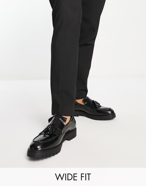 Red Tape Wide Fit – Tasselloafer aus schwarzem Hochglanzleder mit dicker Sohle, weite Passform