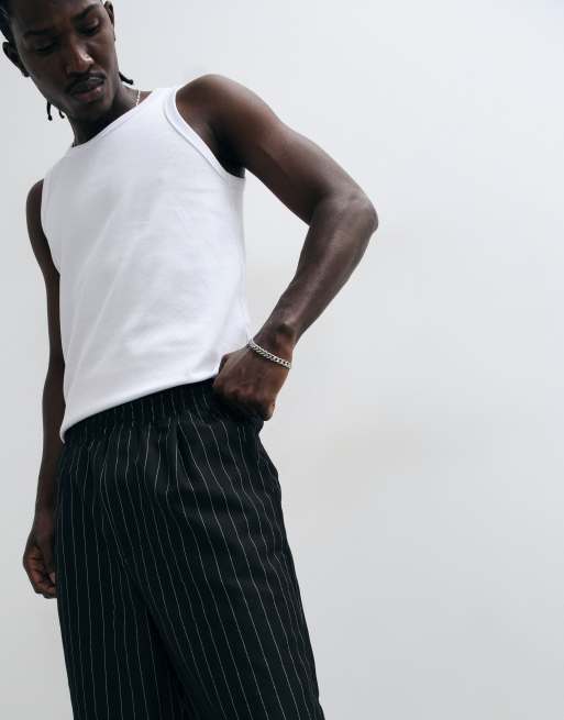Redefined Rebel - Cristiano - Baggy sorte shorts med nålestriber , 4 af 5