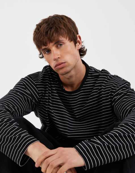 Redefined Rebel – Czarny T-shirt oversize z długimi rękawami, w paski - view 1