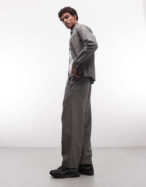 Redefined Rebel – Gestreifte Hose aus Leinenmix in Grau mit lockerem Schnitt, Kombiteil, 3 von 5