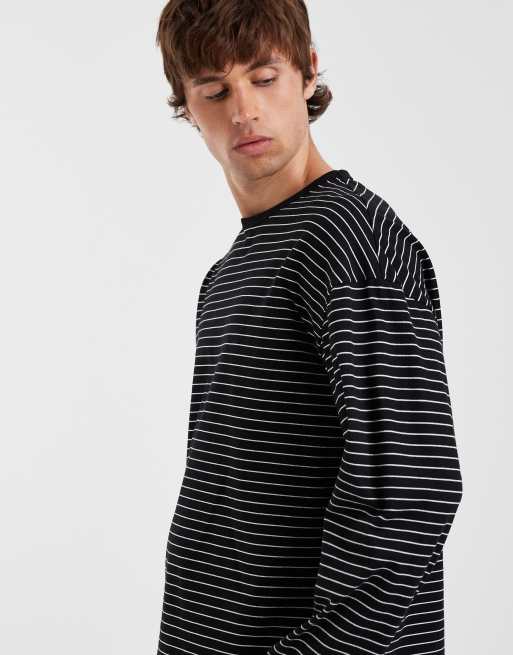 Redefined Rebel - T-shirt oversize a maniche lunghe nera a righe, 4 di 5
