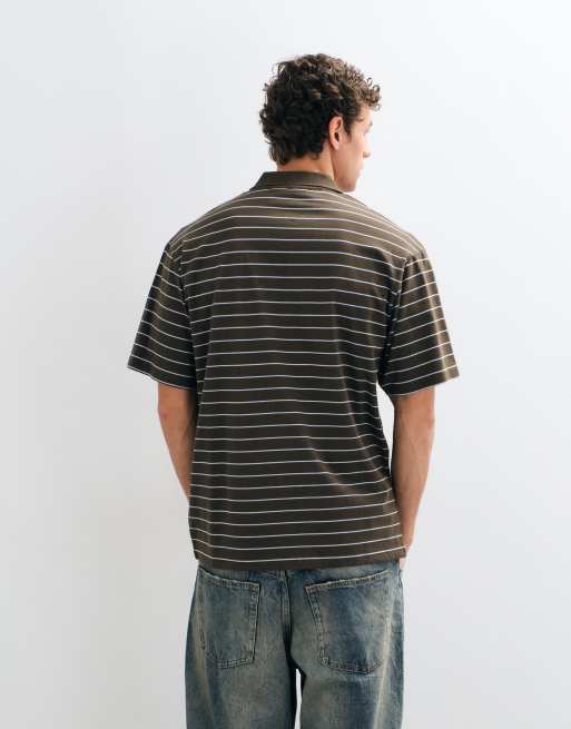 Redefined Rebel Torrey polo oversize a maniche corte a righe in marrone caffè, 4 di 5