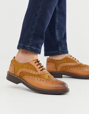 Redfoot – Bruna grova brogueskor i läder och mocka-Guldbrun
