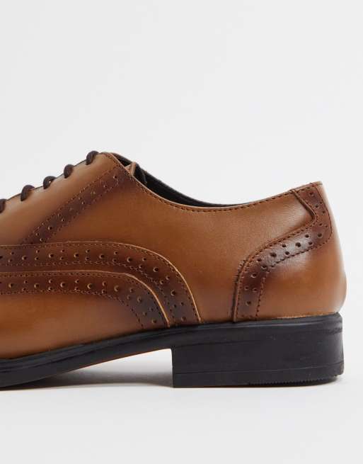 Redfoot Scarpe brogue a punta stile Oxford stringate in pelle color cuoio