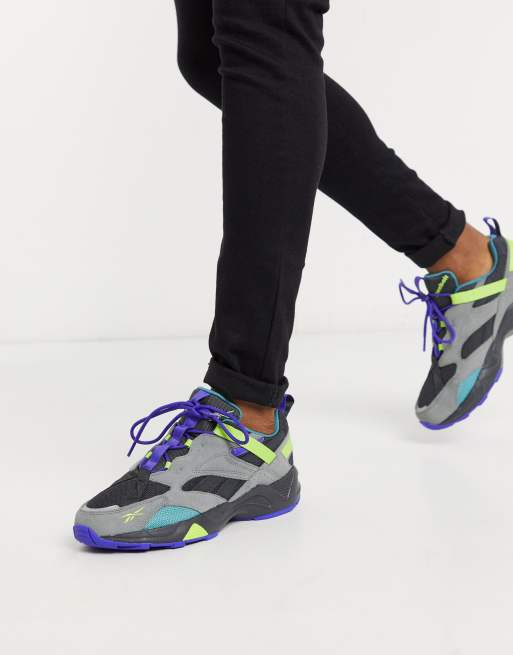 Asos hot sale reebok aztrek