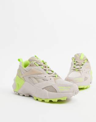 reebok aztrek double nu