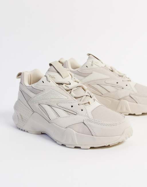 Reebok aztrek double store sneakers