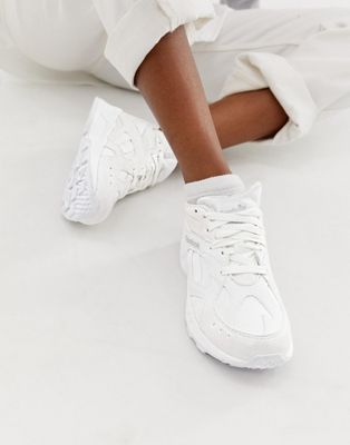 Reebok Aztrek sneakers in White | ASOS