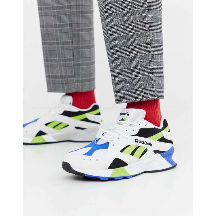 Reebok Aztrek trainers in white CN7840