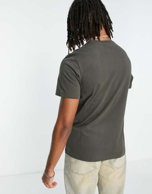 Tee shirt reebok brun hotsell