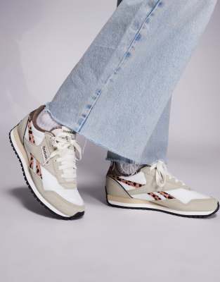 Reebok Classic Az Sneaker In Multi