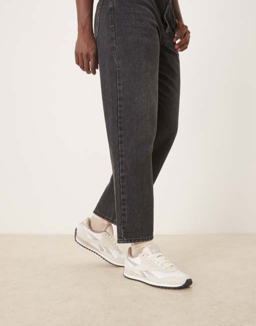 Reebok Classic AZ sneaker in white and gray, 5 of 5