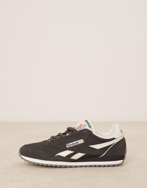 Reebok Classic AZ sneakers in black, 2 of 5