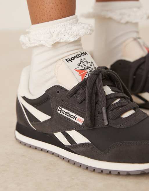 Reebok Classic AZ sneakers in black | ASOS
