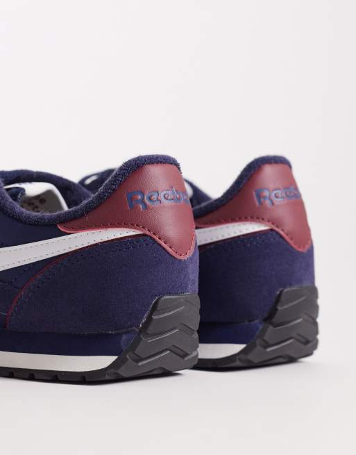 Reebok Classic AZ sneakers in navy and white, 3 of 5