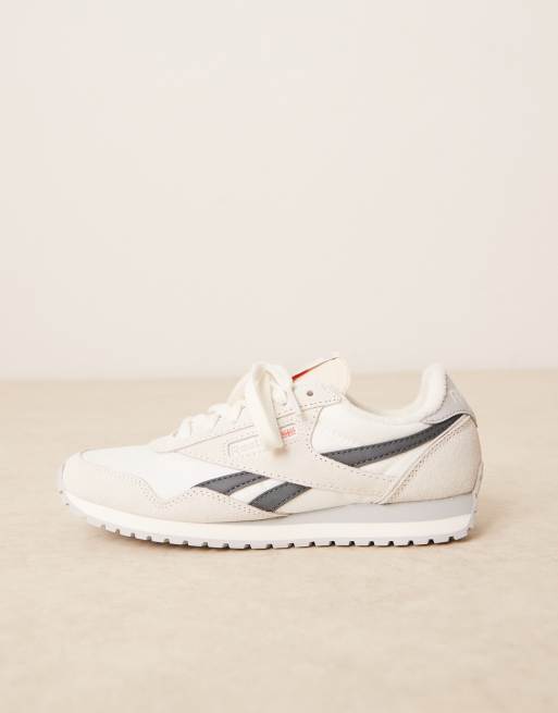 Reebok Classic AZ sneakers in white and gray detail, 2 of 5
